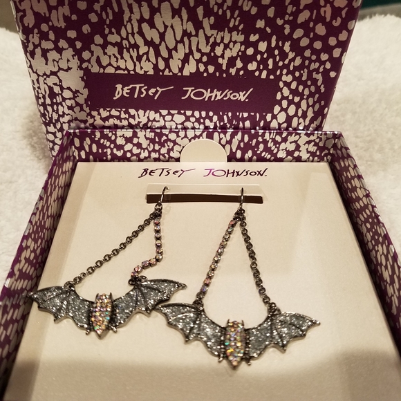 Betsey Johnson Bat Earrings - Picture 2 of 8